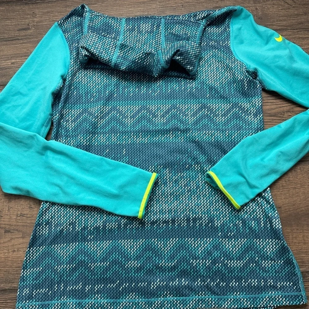 Nike Pro Dri-FIT Teal and White Top